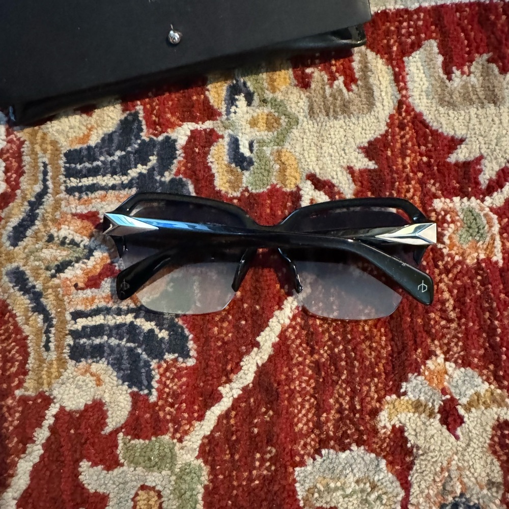 Rag & Bone New York Sunglasses Reflective Black - Picture 3 of 5